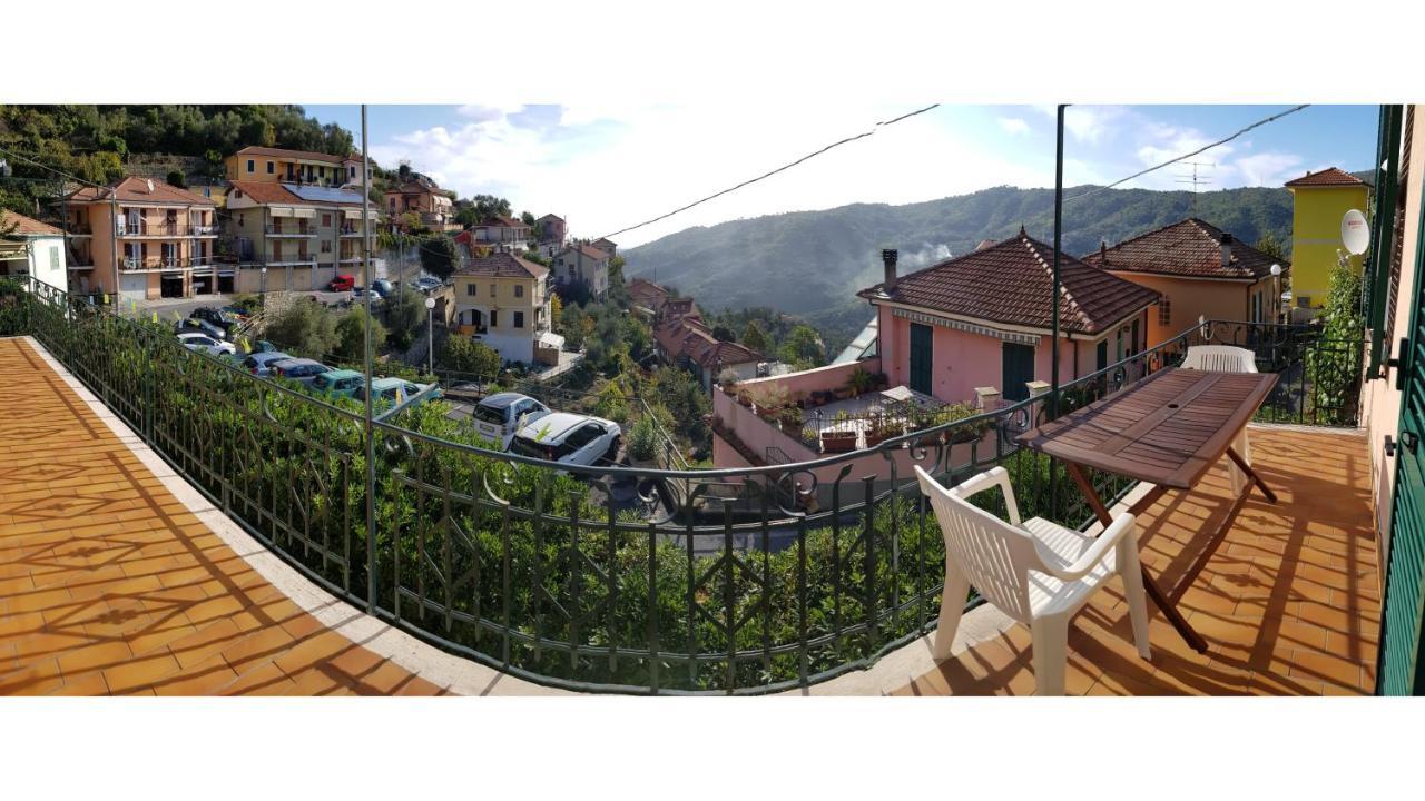 Casa Dalia Villa Pietrabruna ภายนอก รูปภาพ